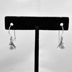 Avon Vintage 80’s Silver Plate Pearl Dangly Lily Earrings, Wires